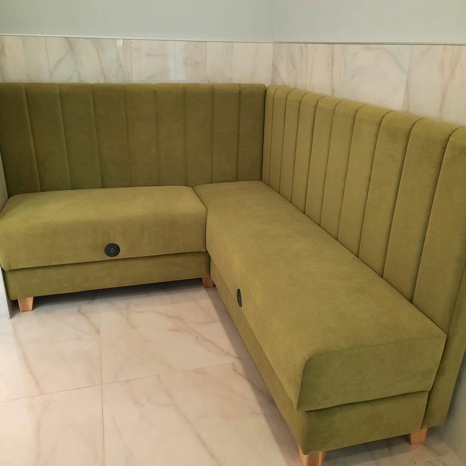 модульный диван для кафе